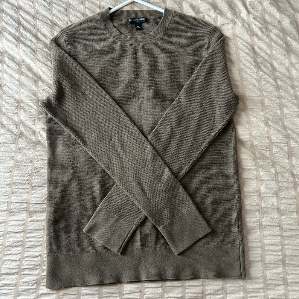 Banana Republic Women's Olive Long Sleeve Top